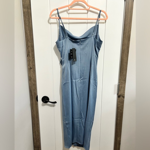 NWT Lulus Satin Midi Dress - Picture 4 of 4